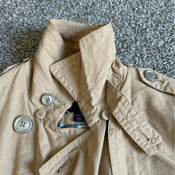 Jacket - Picture 2 of 3